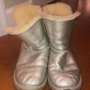 UGG sliver boots